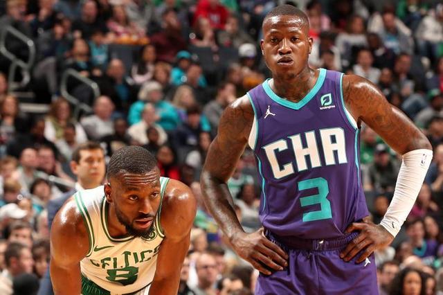 随着曼联在 随着曼联在