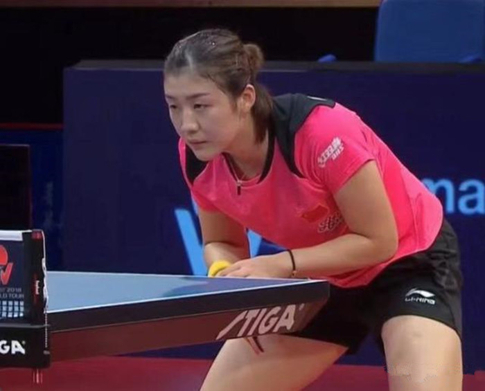 的牵扯拉开 的牵扯拉开